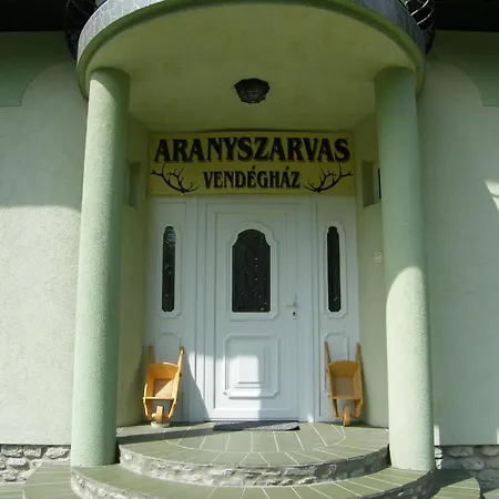 Aranyszarvas Vendeghaz Guest house